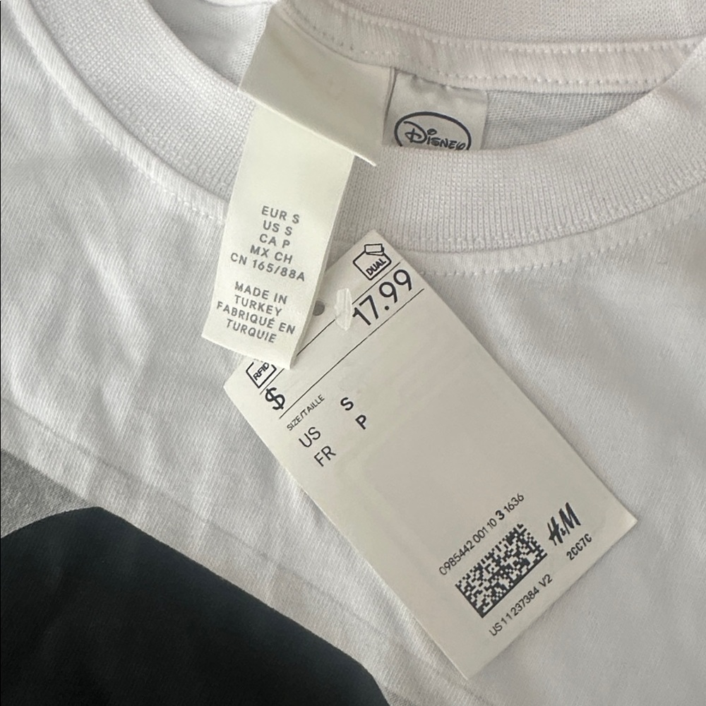 NWT H&M Disney tshirt oversized - Picture 3 of 3